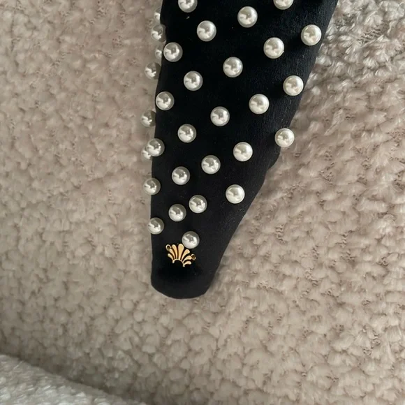 New-LELE SADOUGHI VELVET PEARL KNOTTED HEADBAND ($150 value) - Picture 9 of 16